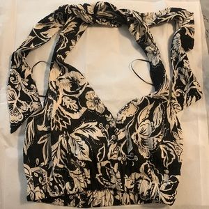 Size XS Zara Black and white floral tie halter crop top - NWT never worn